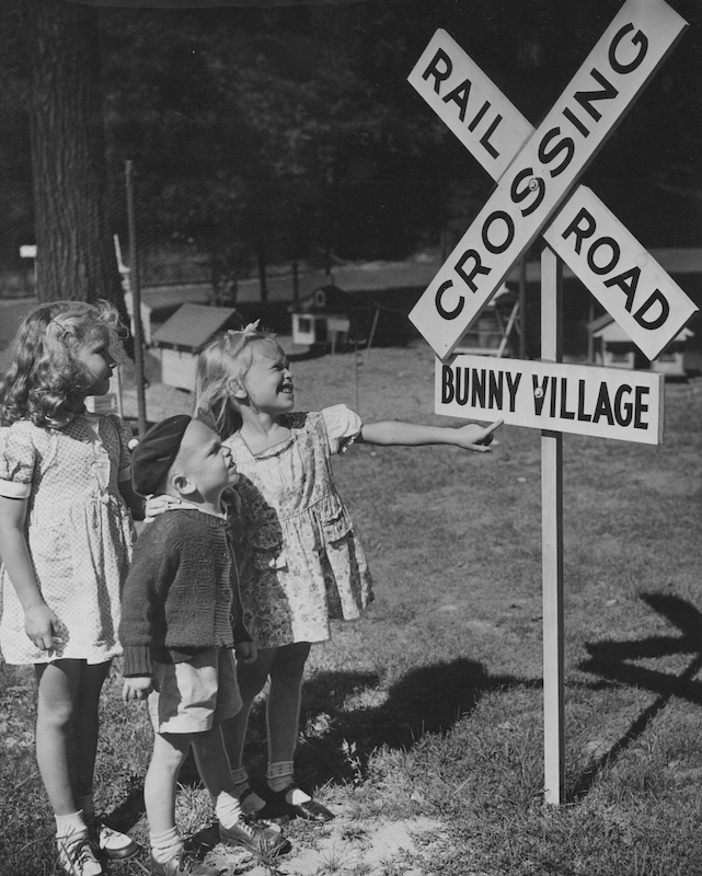 Bunny Village, 1946