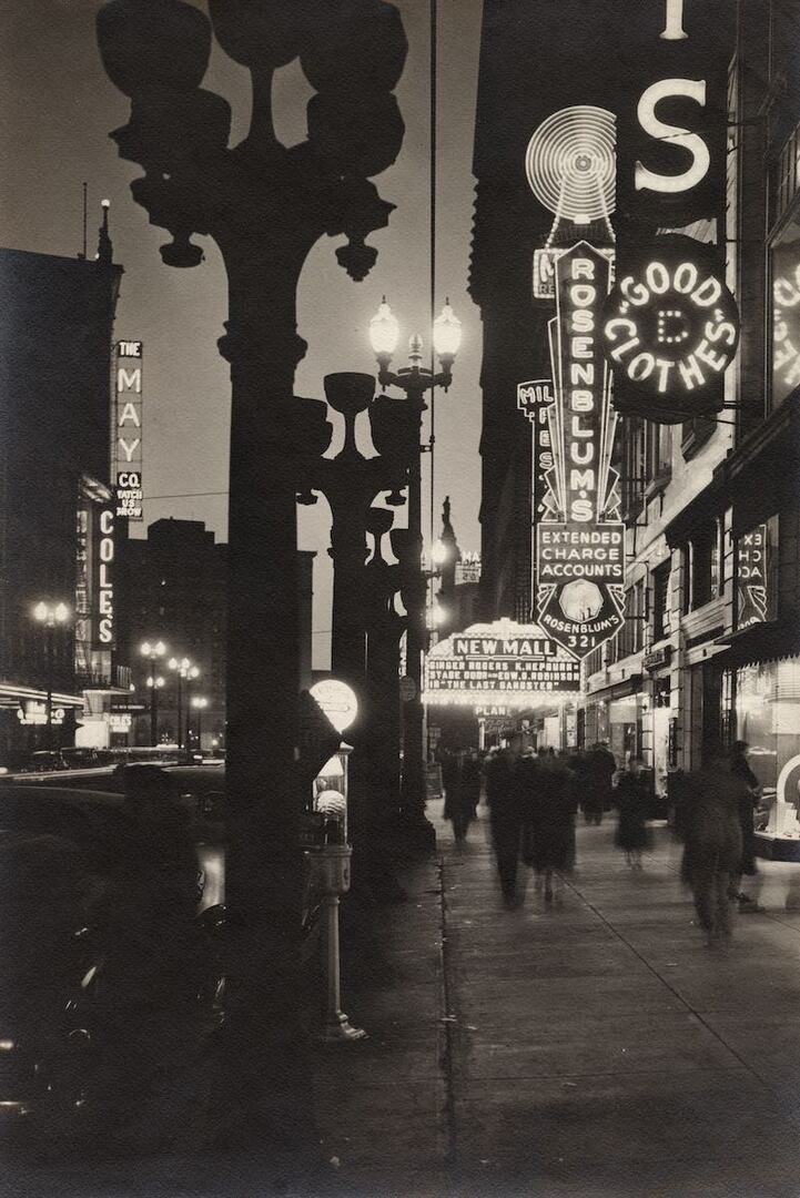 The Mall Theaters' Marquee from Euclid Avenue