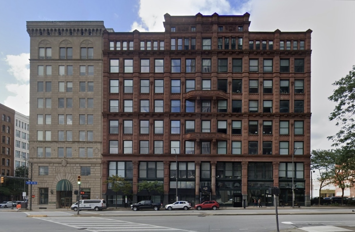 820 Building