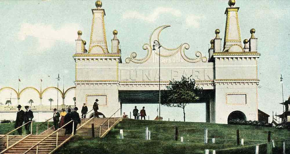 Entrance to Cleveland's Luna Park