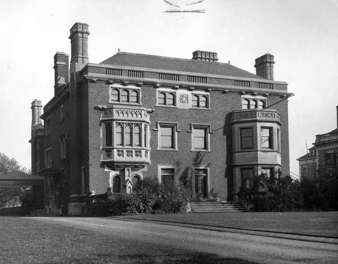 Mather Mansion, Exterior