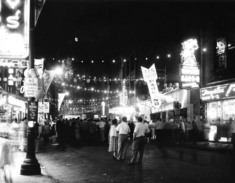 Short Vincent at Night, 1954